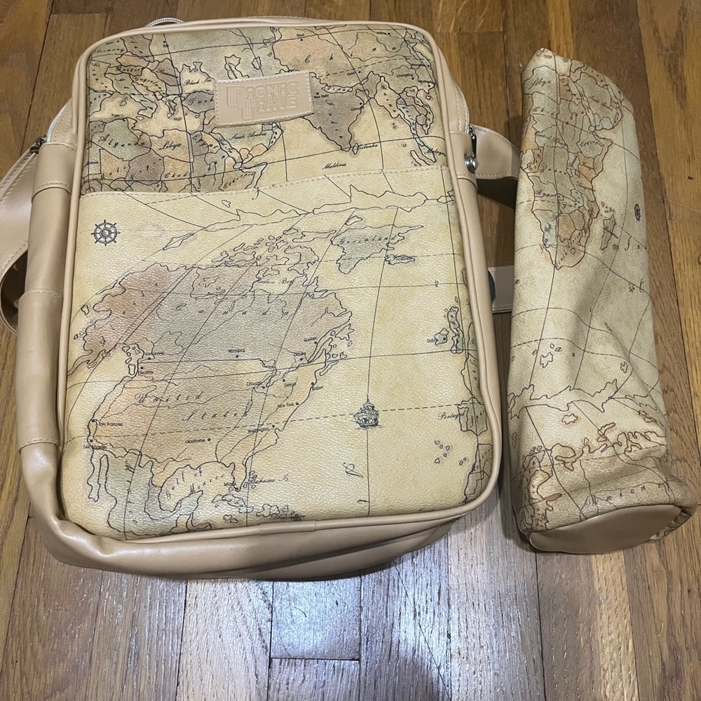 USED: Picnic Time Insulated Bag - Wine Attachment Included!